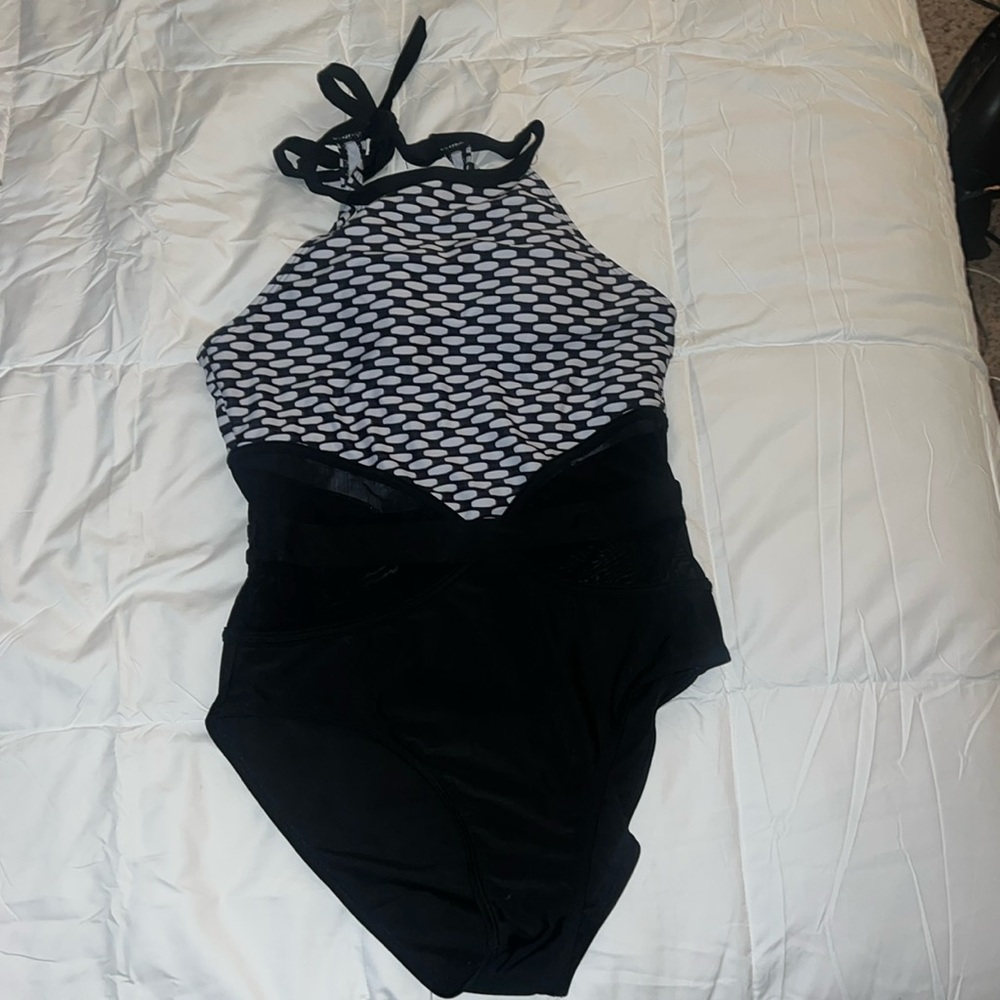 Sheer mid section one piece bathing suit
